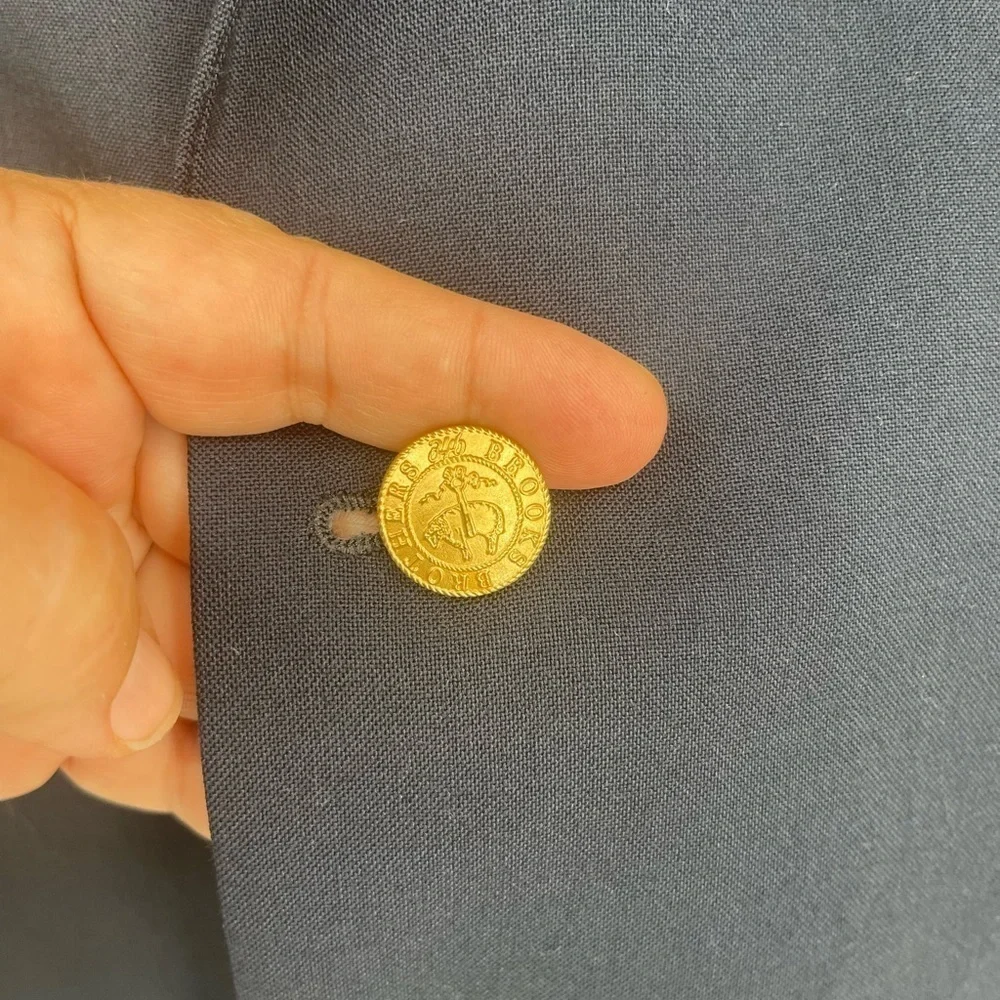 Brooks Brothers 346 Blazer Men Size 43L Navy Blue Worsted Wool Gold Buttons
